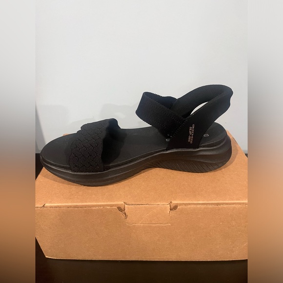 Skechers Slip Ins Ultra- Flex Washable Knit Sandals | black | size 9.5 - Picture 1 of 8
